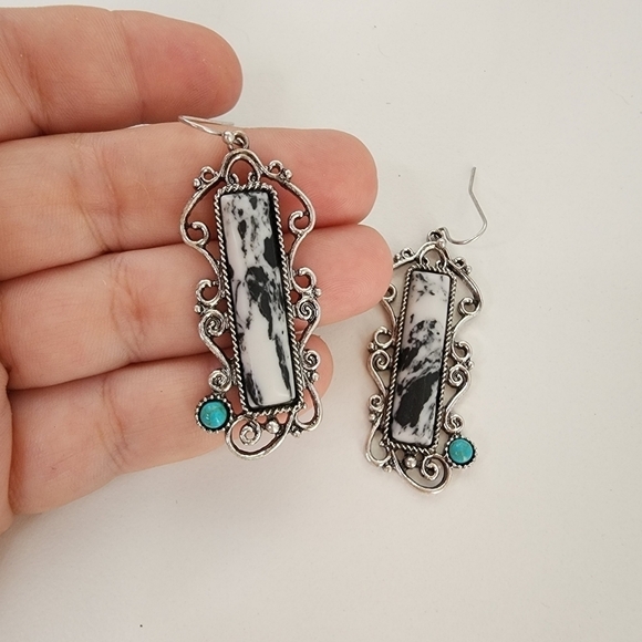NEW Boho Howlite Turquoise Stone Rectangular Dangle Earrings White Black Marble - Picture 8 of 8